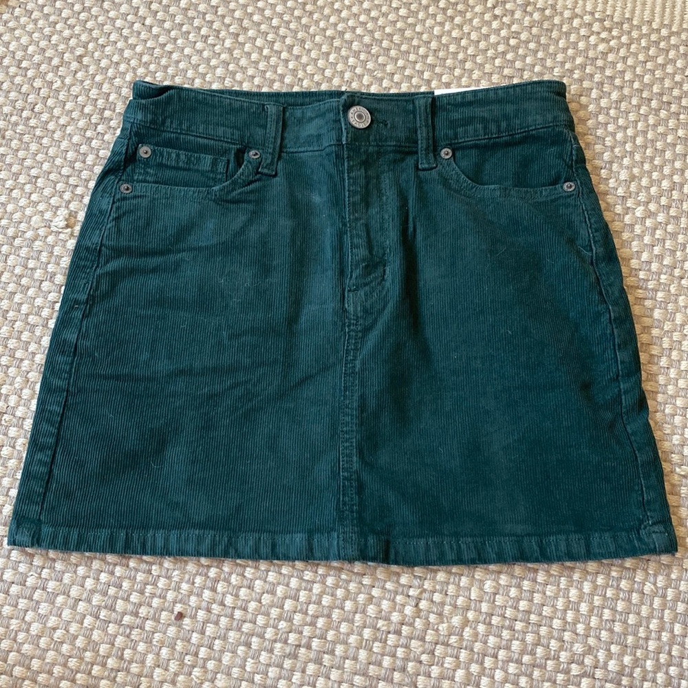 American Eagle Hi-Rise Mini Green Skirt
